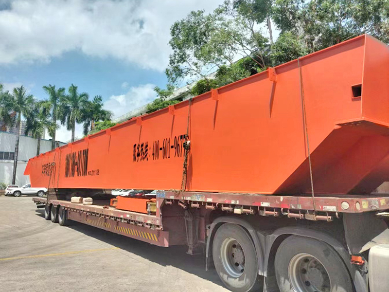 100吨欧式双梁起重...